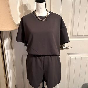 Women’s boxy t-shirt and shorts set charcoal color, comfy wear/lounge. Size L